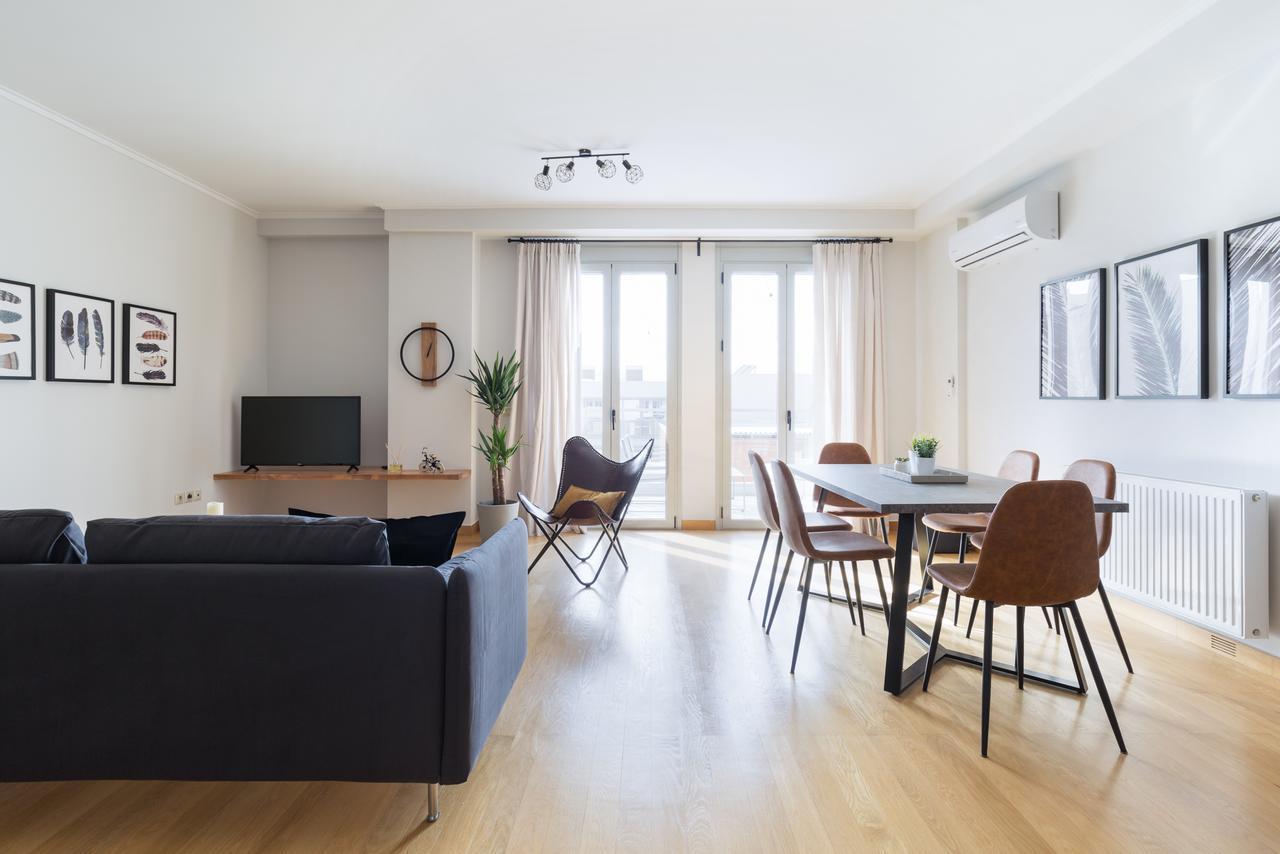 Stylish And Spacious 2Bd - Thiseio By Upstreet Atene Esterno foto